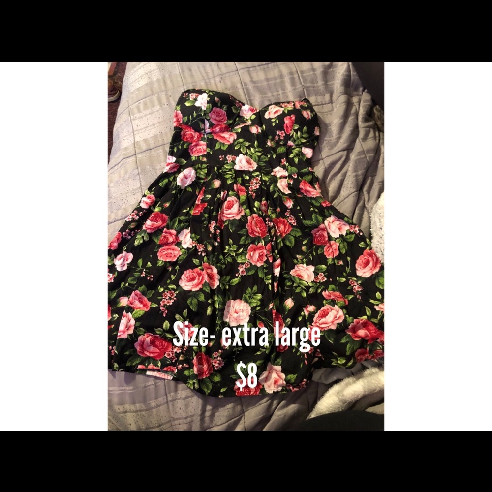 Women’s dress